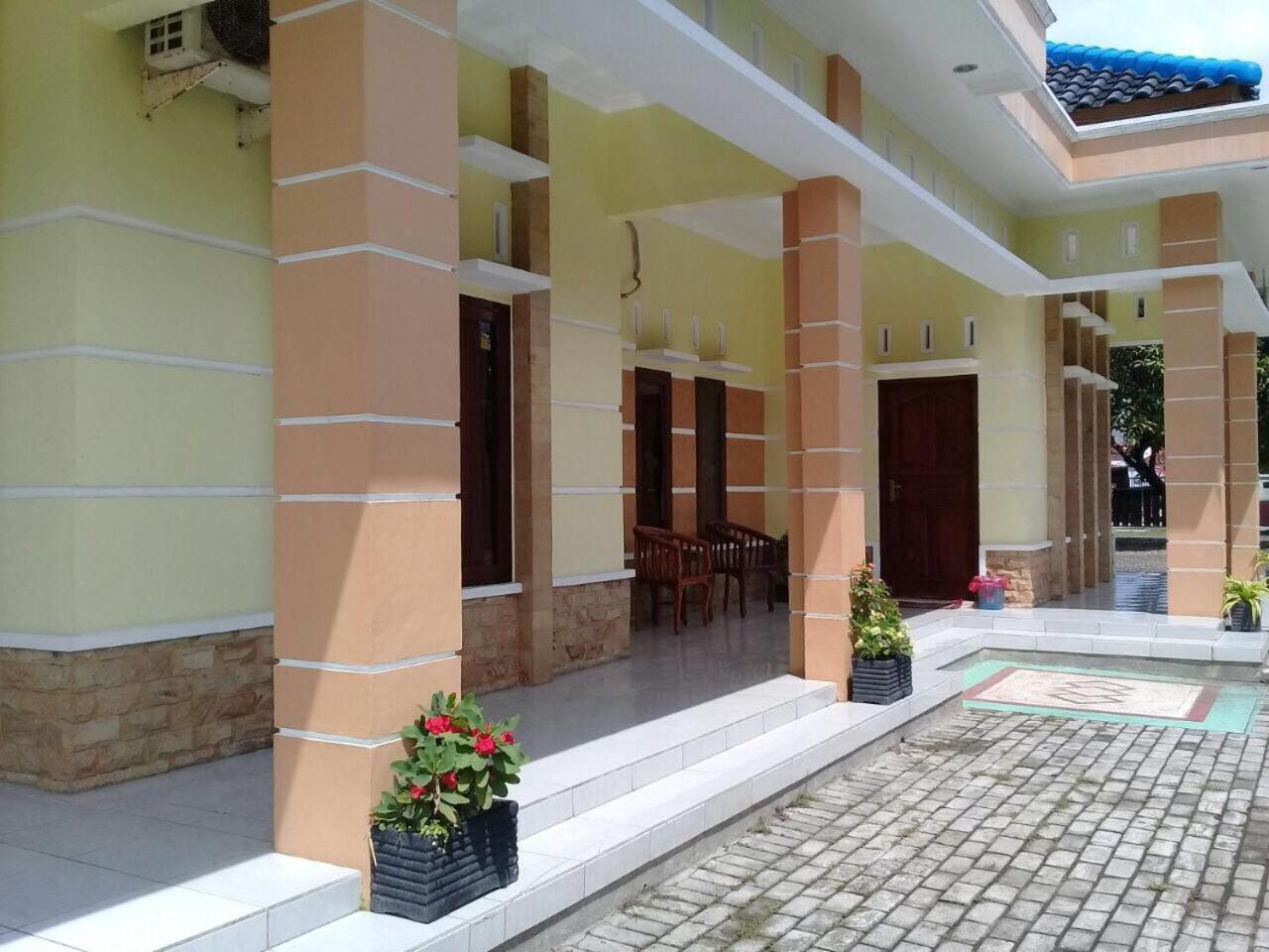 Hotel Ahlen Pangandaran Exterior foto